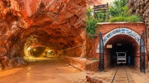 Miniera di sale di Khewra: storia, dati e ruolo nell’industria mondiale del sale